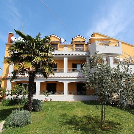 Apartments Malvina Ровинь Экстерьер фото