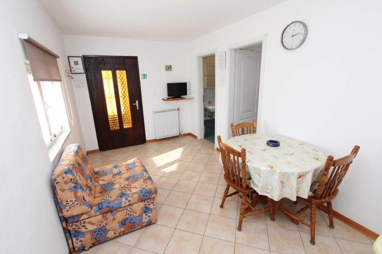 Apartments Malvina Ровинь Экстерьер фото
